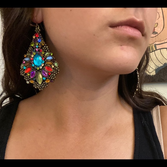 Earrings - Picture 3 of 3